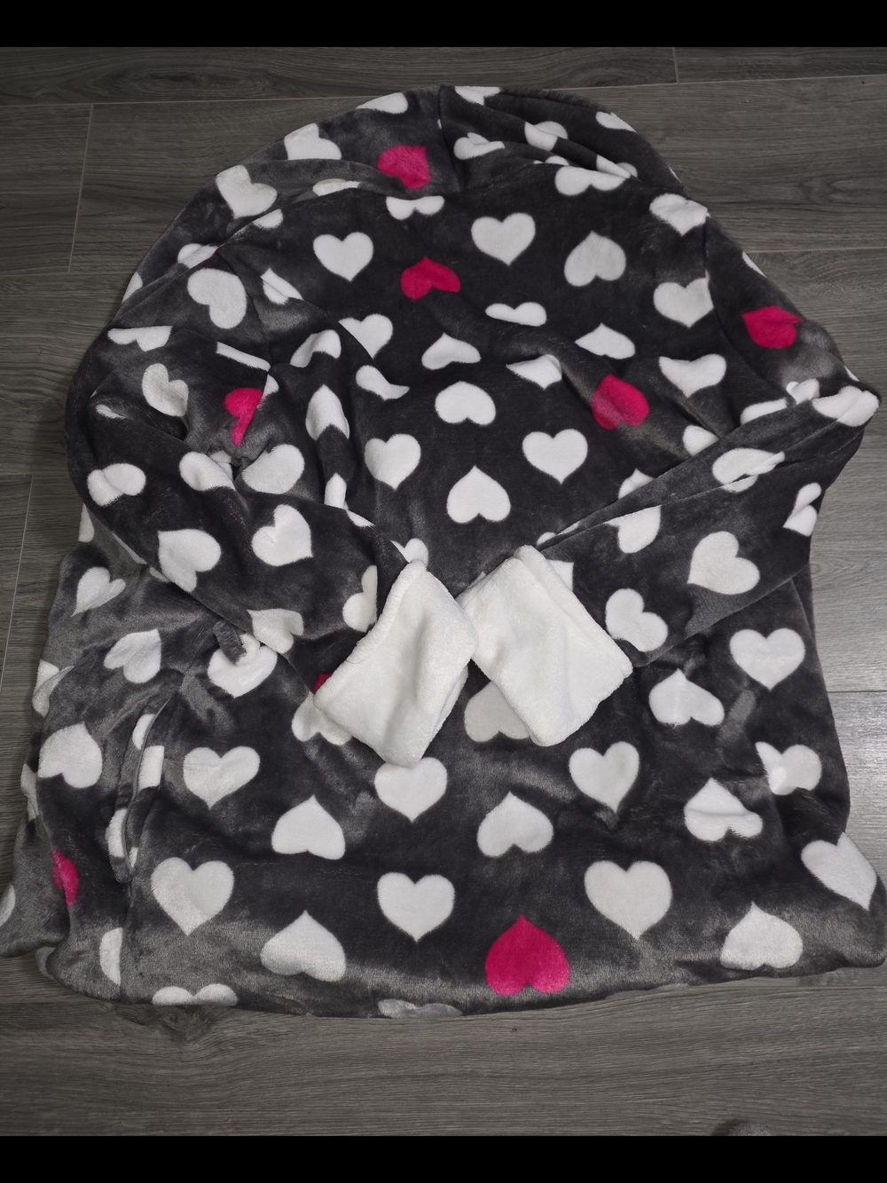 Robe. Luxury fur soft womens bath robe. Size L.